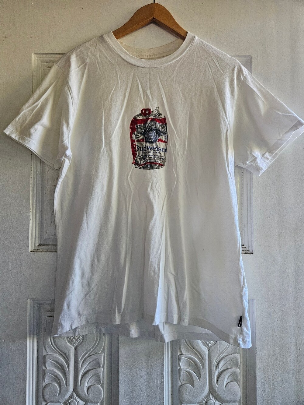 Billabong White Short Sleeve Tee with Budweiser Graphic Medium